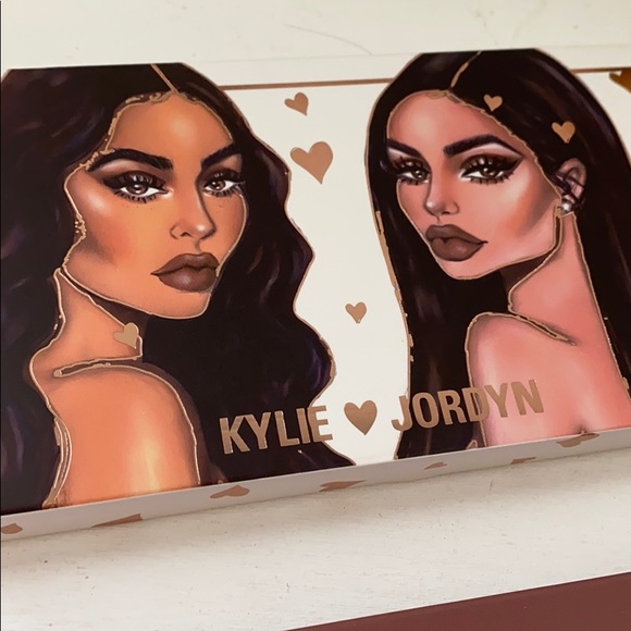 Authentic Kylie ♡ Jordyn Palette - Picture 6 of 8